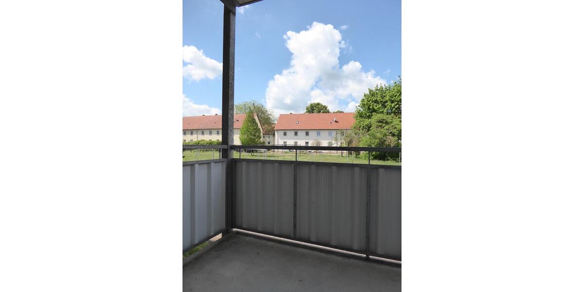 Erdgeschoßwohnung Bad Lauchstädt - 2 Zimmer, 43 m&sup2;, 289&euro; | Angebot:26252572
