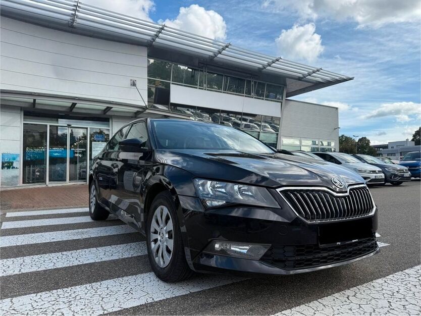 Skoda Superb 99.500 km 14.500 € Baden-Baden 76532