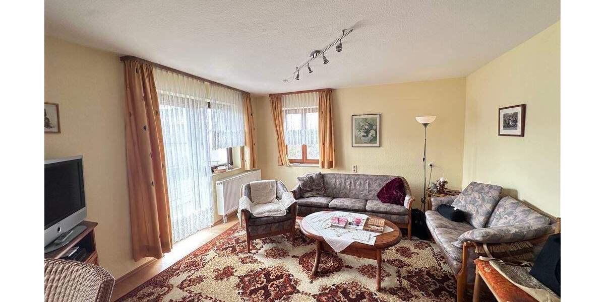 Mehrfamilienhaus, Wohnhaus Ippesheim Herrnberchtheim - 8 Zimmer, 189 m&sup2;, 285.000&euro; | Angebot:25772226