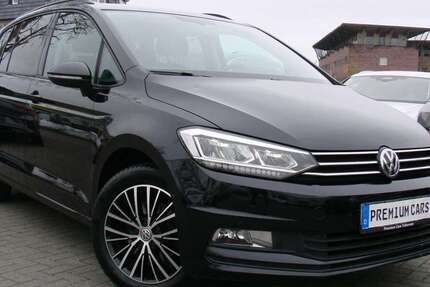 VW Touran 99.986 km 16.980 &euro; Falkensee 14612