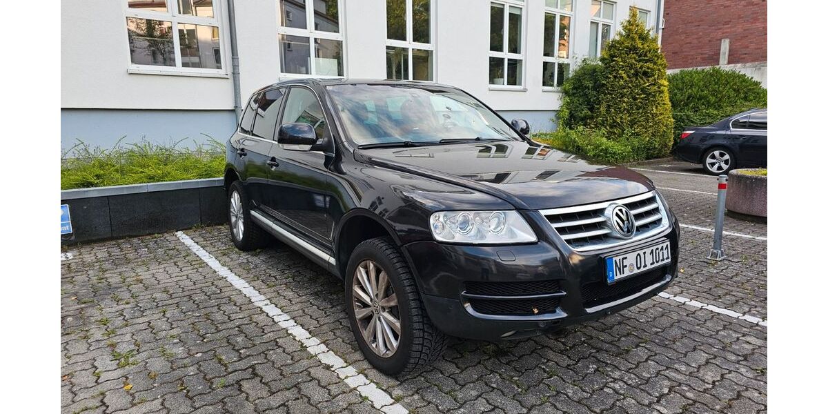 VW Touareg 301.000 km 2.900 &euro; Kiel 24143