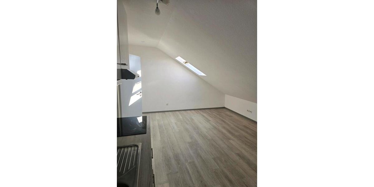 Dachgeschoßwohnung Vechta - 3 Zimmer, 40 m&sup2;, 650&euro; | Angebot:26614318