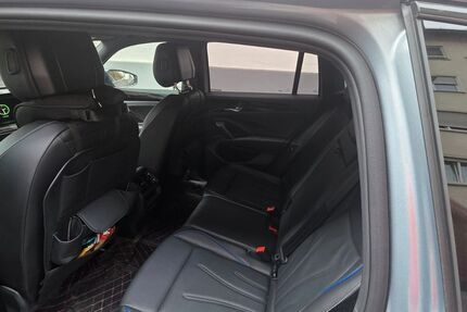 VW Tiguan 11.500 km 53.400 € Frankfurt 60325