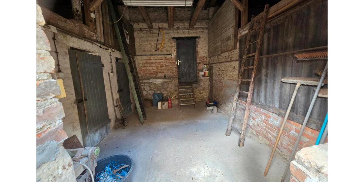 Doppelhaushälfte Bad Lauchstädt - 4 Zimmer, 75 m&sup2;, 84.000&euro; | Angebot:27107780
