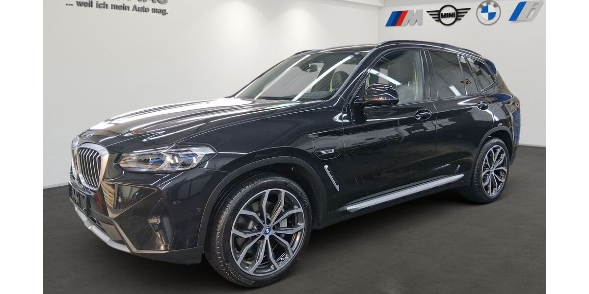 BMW X3 29.567 km 41.980 &euro; München 81827