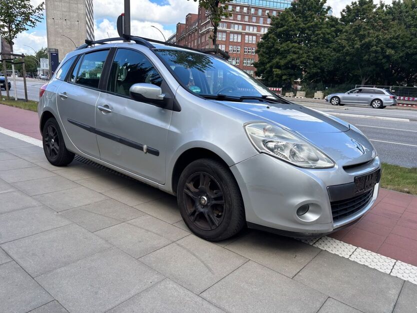 Renault Clio 273.000 km 1.700 € Hamburg 20097