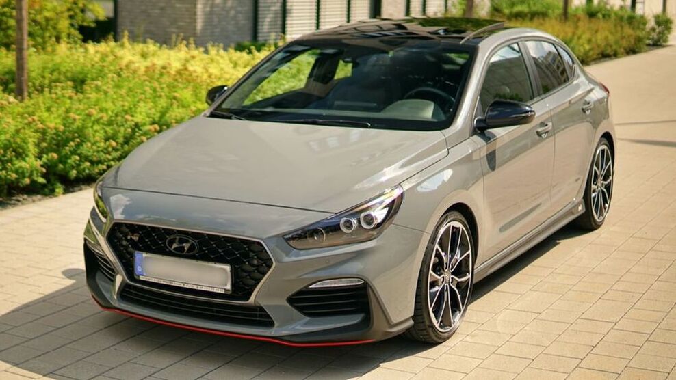 i30