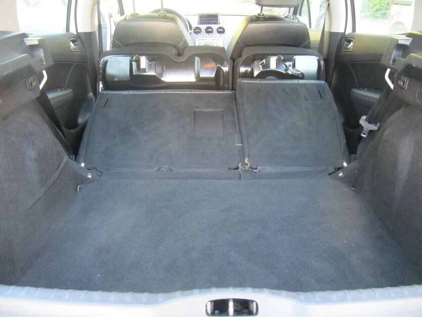 Peugeot 308 Platinum+ Klma+Insp+ TÜV + NEU + 230.447 km 3.435 € Schwalbach/Taunus 65824