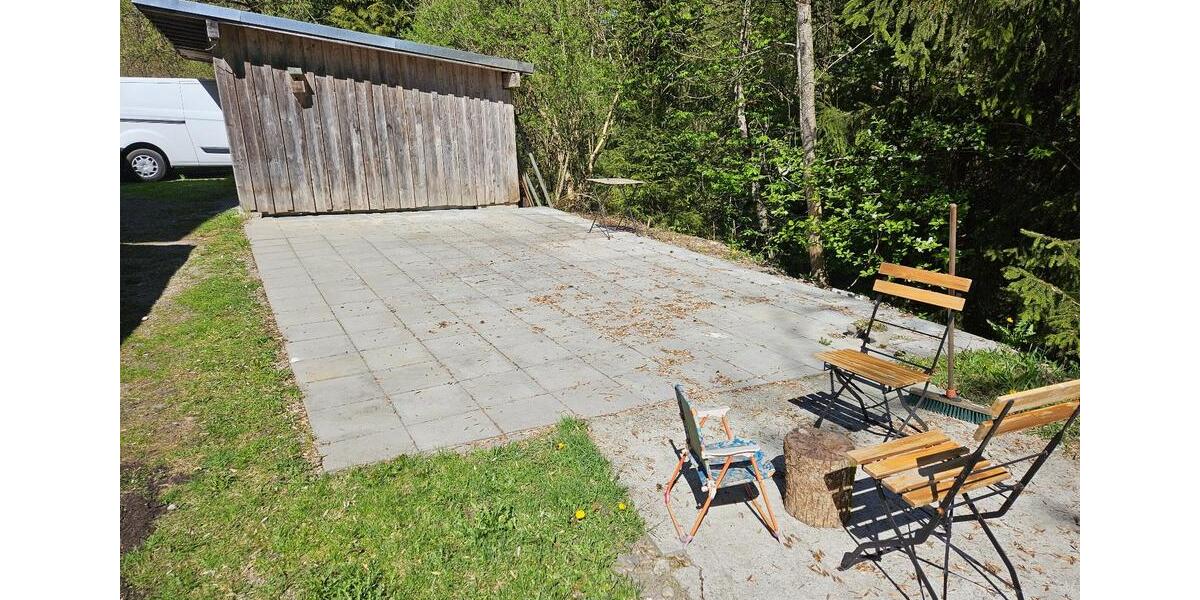 Etagenwohnung Durach - 3 Zimmer, 95 m&sup2;, 1.300&euro; | Angebot:26321397