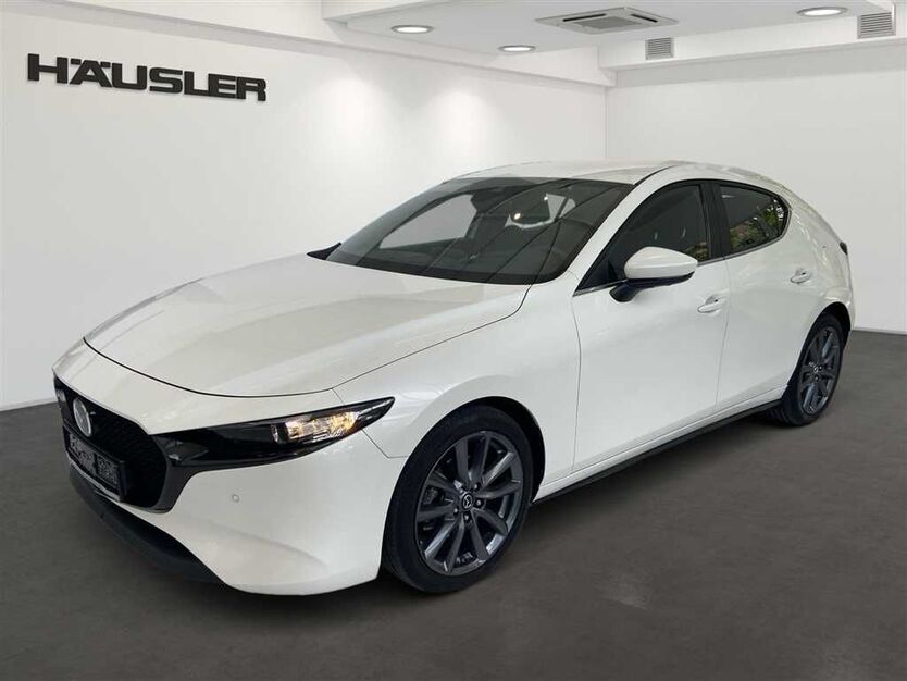 Mazda 3 32.000 km 18.390 € München 81249