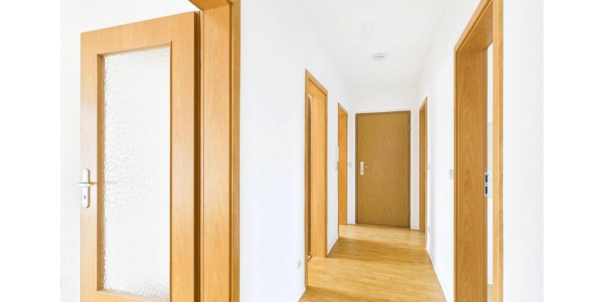 Etagenwohnung Dessau-Roßlau Roßlau - 4 Zimmer, 71 m&sup2;, 505&euro; | Angebot:24976922