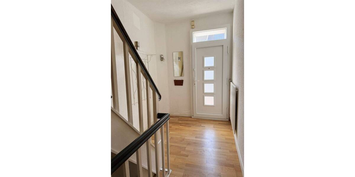 Reihenmittelhaus Bremen Regensburger Straße - 4 Zimmer, 72 m&sup2;, 269.000&euro; | Angebot:26852925