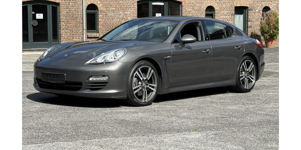 Porsche Panamera 130.700 km 27.790 &euro; Frechen (bei Köln) 50226