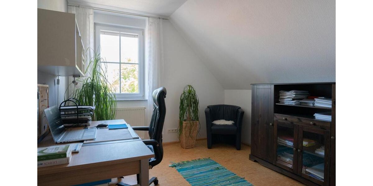Einfamilienhaus Langenbrettach - 6 Zimmer, 147 m&sup2;, 460.000&euro; | Angebot:27102006