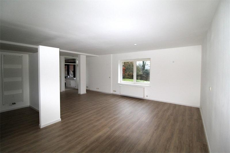 Einfamilienhaus Hoisdorf - 5 Zimmer, 112 m&sup2;, 1.900&euro; | Angebot:25156381