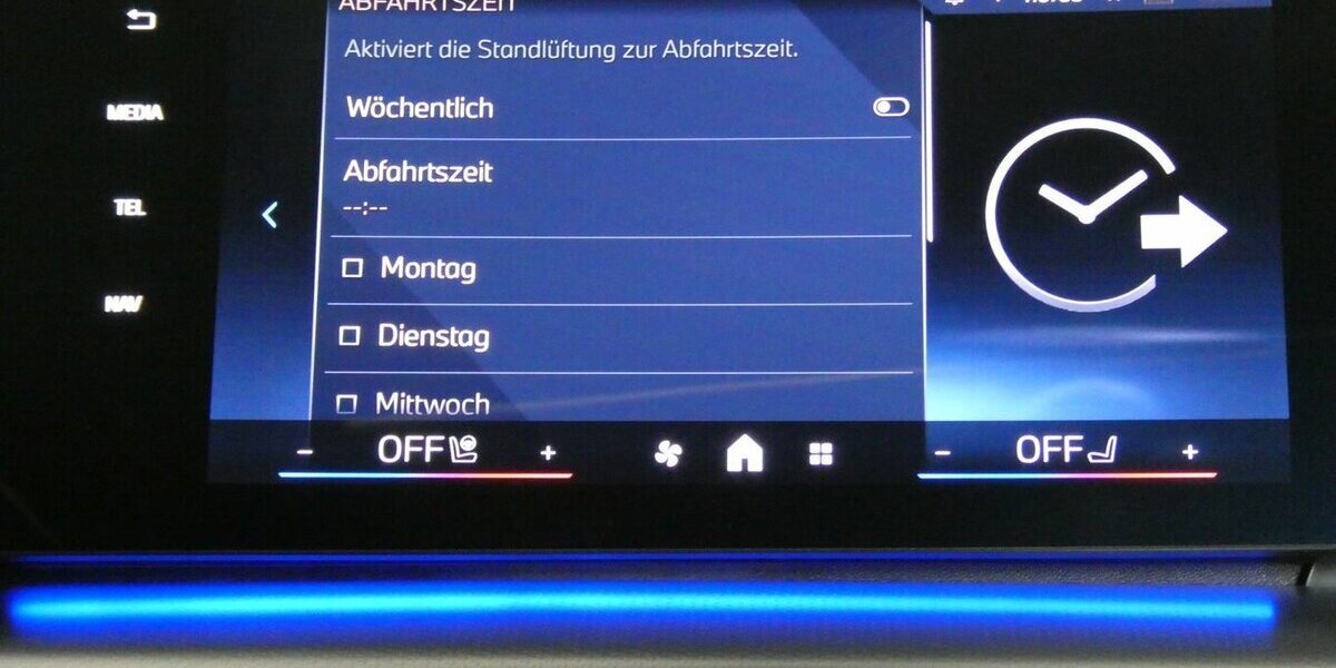 BMW 218 Active Tourer i MSport Echtleder NP:56.120 22.996 km 29.290 &euro; Landshut 84030