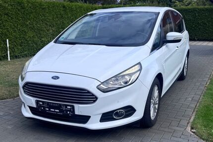 Ford S-Max 149.200 km 12.999 &euro; Falkensee 14612