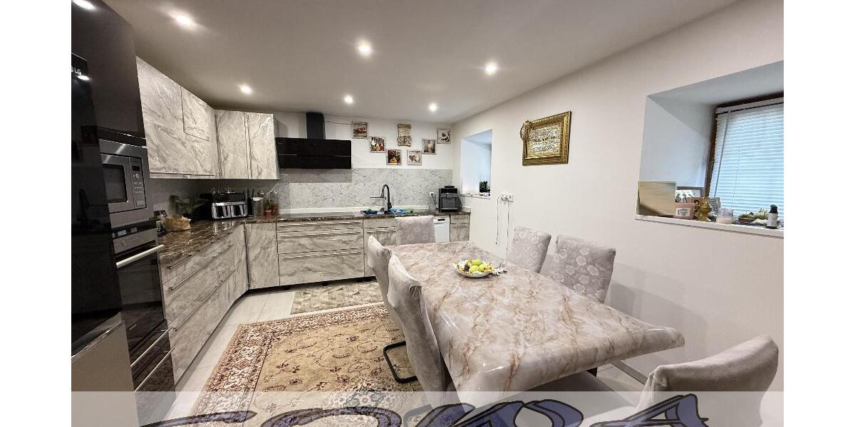 Modernisiertes Einfamilienhaus in Wellheim mit Nebenräumen und Carport - Ein Objekt von Ihrem Immobilienpartner SOWA Immobilien und Finanzen - Einfamilienhaus Wellheim | Angebot:27109249