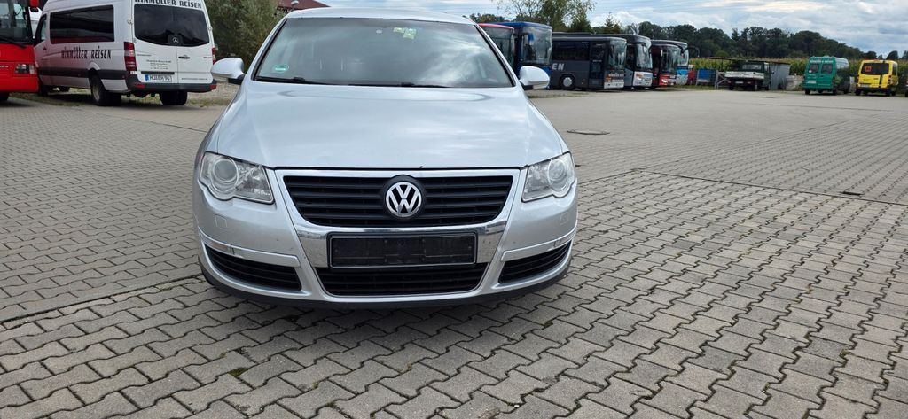 VW Passat 267.200 km 1.490 € Oberflossing 84570