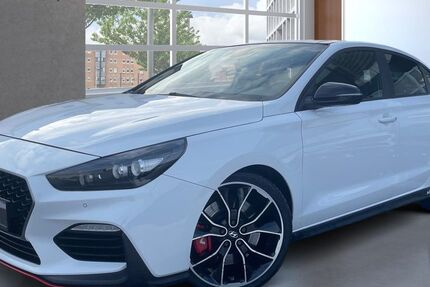 Hyundai i30 74.000 km 21.450 &euro; Landshut 84030