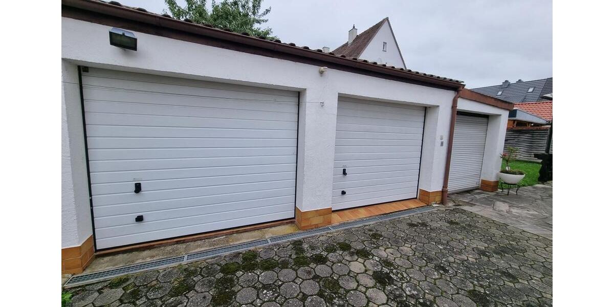 Doppelhaushälfte voll unterkellert mit Doppelgarage 2 zimmer