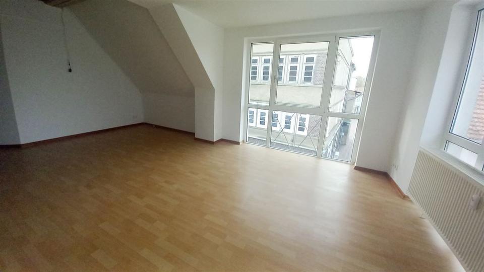 Maisonettenwohnung Güstrow - 3 Zimmer, 78 m&sup2;, 666&euro; | Angebot:26661629