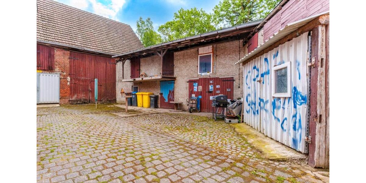 Einfamilienhaus Ballenstedt - 6 Zimmer, 190 m&sup2;, 45.000&euro; | Angebot:26535773