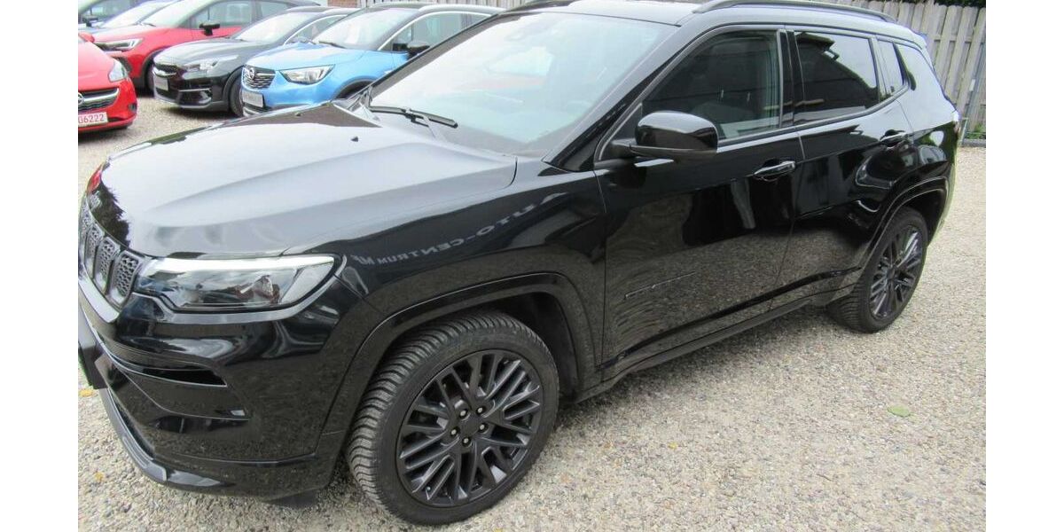 Jeep Compass 43.800 km 22.950 &euro; Gettorf 24214