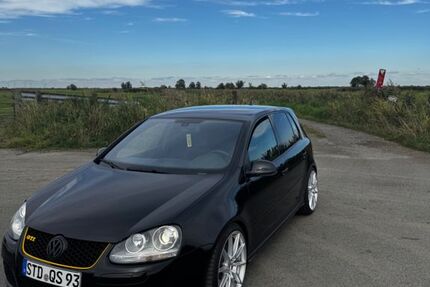 VW Golf 145.000 km 11.999 € Wischhafen 21737