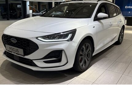 Ford Focus 5.500 km 22.980 &euro; Oberhausen (am CentrO) 46047