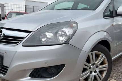 Opel Zafira 158.000 km 2.999 &euro; Hildesheim 31137