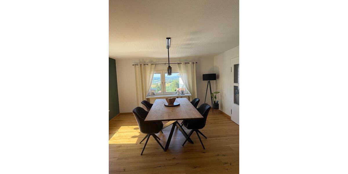 Einfamilienhaus Heusweiler - 5 Zimmer, 180 m&sup2;, 370.000&euro; | Angebot:27027314