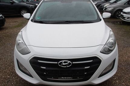Hyundai i30 212.000 km 5.299 &euro; Oberhausen 46149