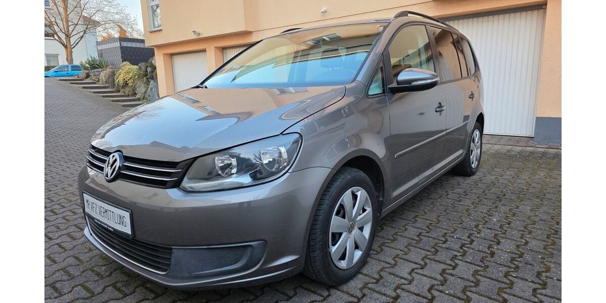 VW Touran 92.000 km 8.250 &euro; Niddatal 61194