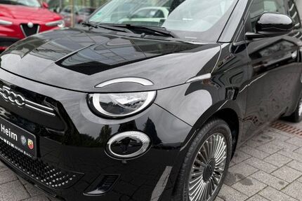 Fiat 500e 17.141 km 18.800 € Tübingen 72072