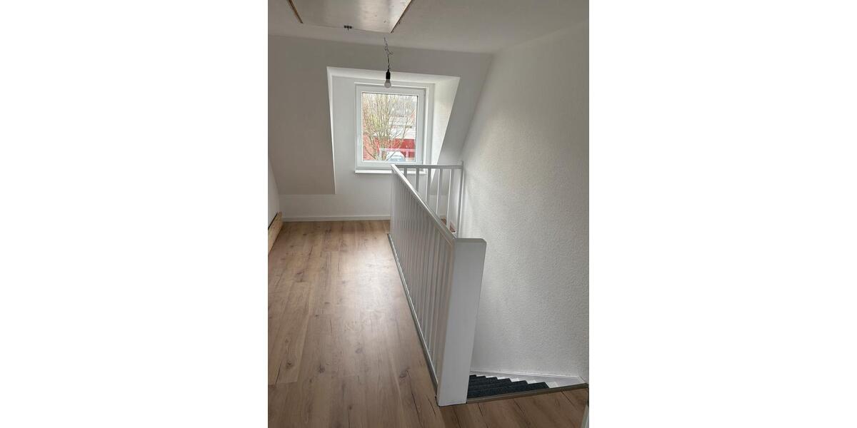 Reihenhaus Heide - 3 Zimmer, 74 m&sup2;, 995&euro; | Angebot:25331703