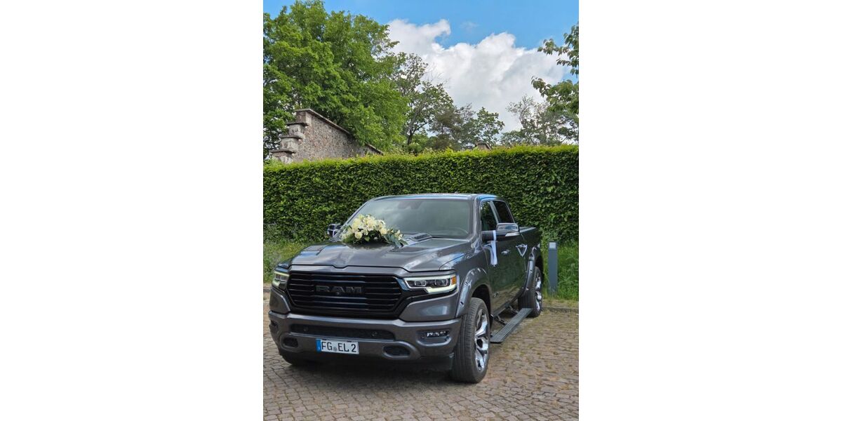 Dodge RAM 17.000 km 56.900 &euro; Augustusburg 09573