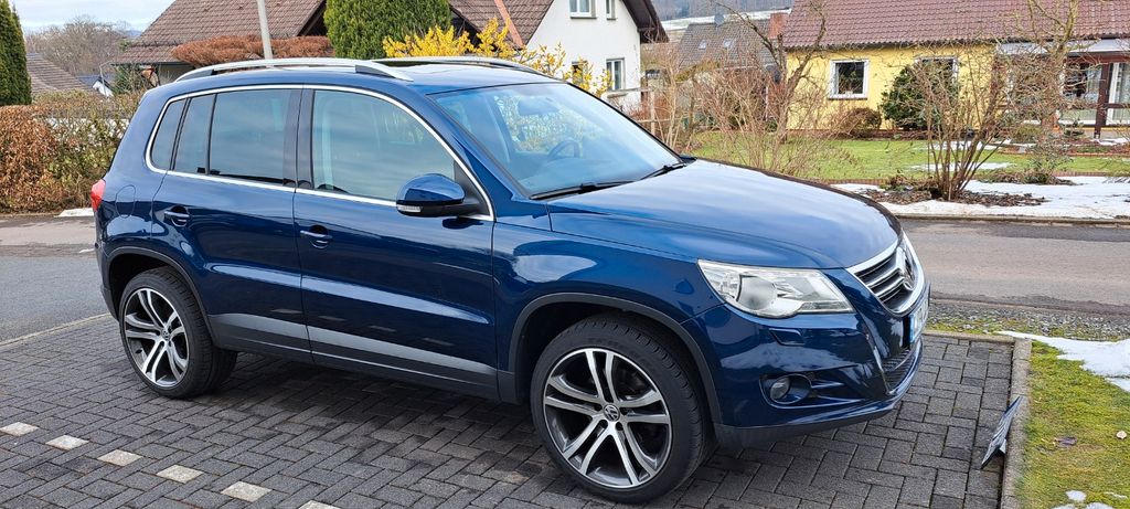 VW Tiguan 207.915 km 6.499 &euro; Barntrup 32683