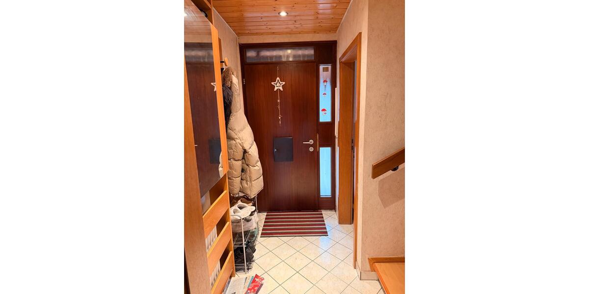 Einfamilienhaus Hohenstein - 5 Zimmer, 139 m&sup2;, 1.500&euro; | Angebot:26200887