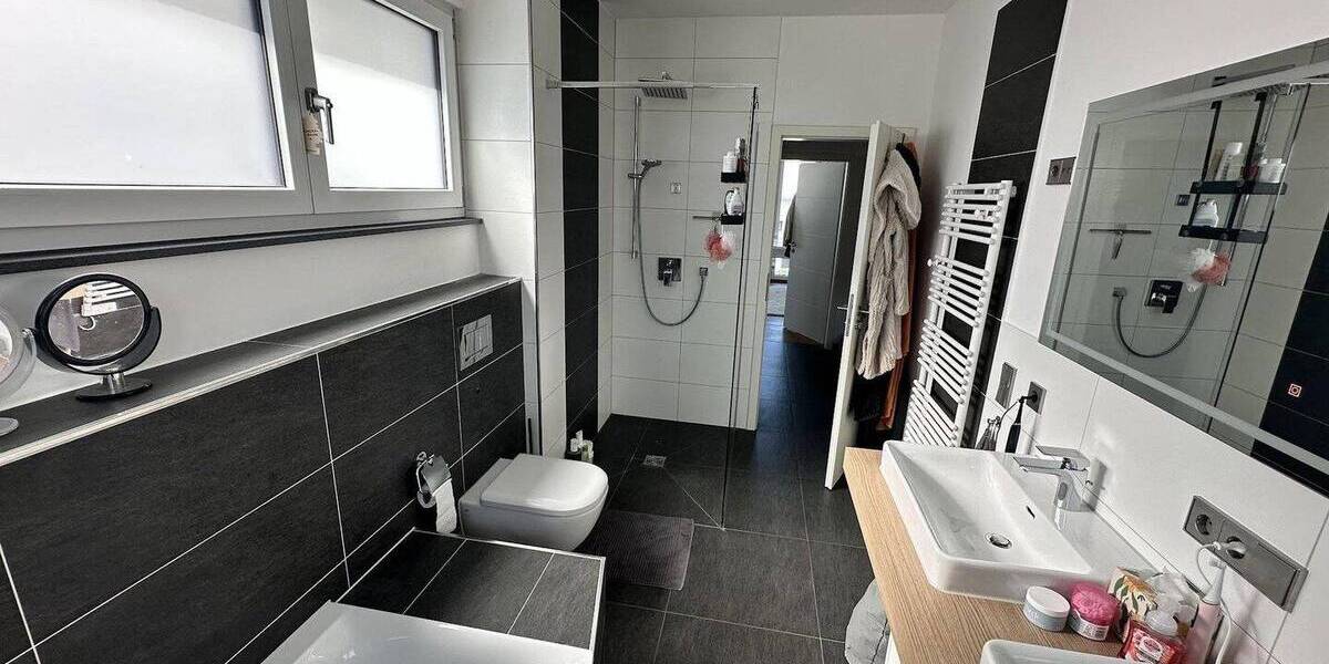 Einfamilienhaus Nußloch - 5 Zimmer, 180 m&sup2;, 1.095.000&euro; | Angebot:26306921