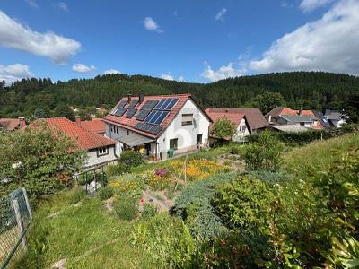 FAMILIENIDYLL MIT SOLARANLAGE & GARTENPARADIES - Einfamilienhaus Zella-Mehlis Mehlis | Angebot:26120050