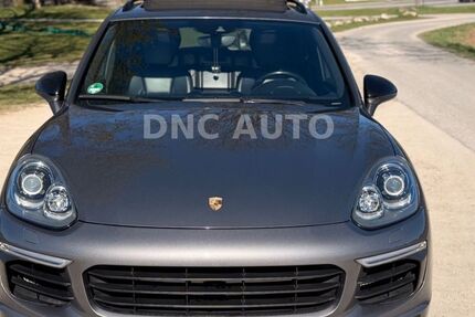 Porsche Cayenne 239.000 km 22.500 &euro; Tuttlingen 78532