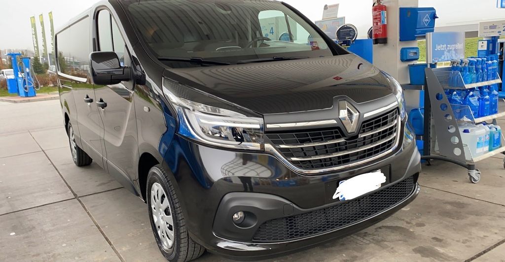 Renault Trafic 110.000 km 18.498 &euro; Regensburg 93055