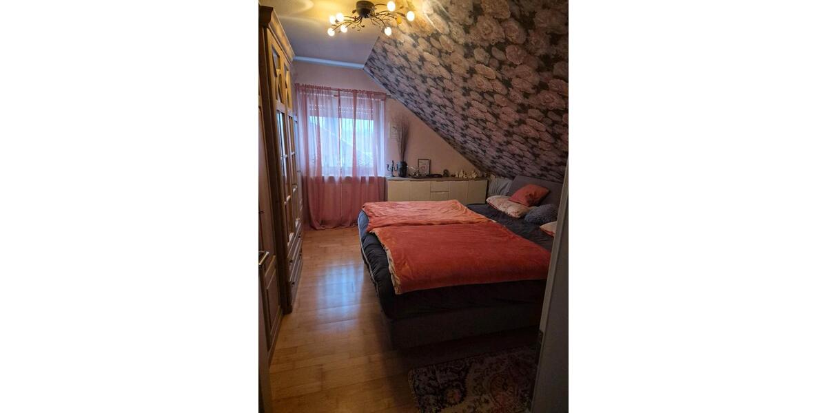 Dachgeschoßwohnung Bad Friedrichshall - 3 Zimmer, 78 m&sup2;, 296.000&euro; | Angebot:24751629