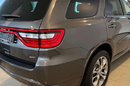 Dodge Durango 89.000 km 27.800 &euro; Schönberg 24217