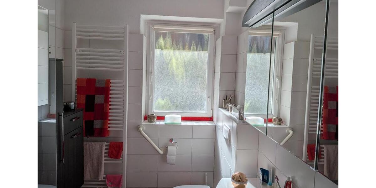 Erdgeschoßwohnung Heide - 4 Zimmer, 86 m&sup2;, 900&euro; | Angebot:26395598