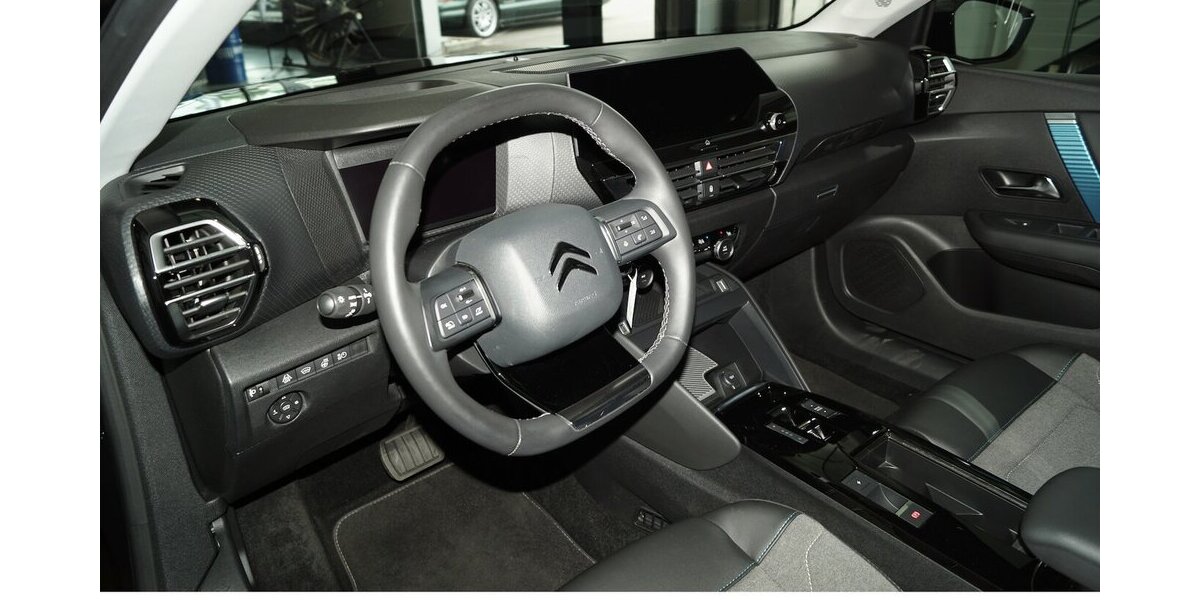 Citroen e-C4 e- 136 Shine 50 KWh LED CARPLAY 43.800 km 16.890 &euro; Lich 35423