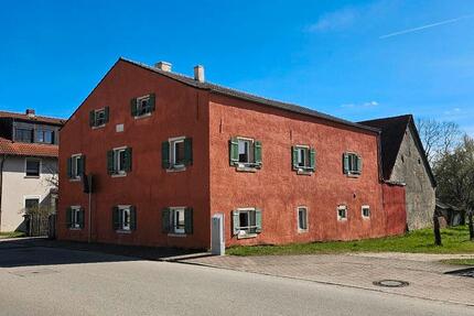 Haus Weißenburg in Bayern - 9 Zimmer, 200 m&sup2;, 312.000&euro; | Angebot:26059004