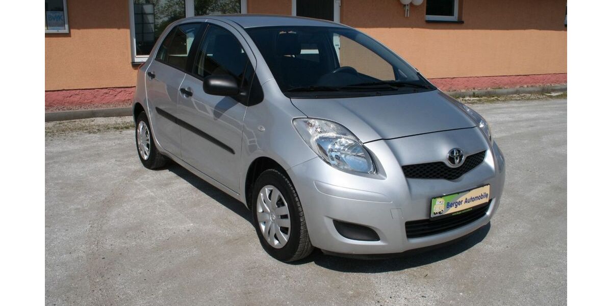 Toyota Yaris 83.000 km 3.800 &euro; Dresden 01257