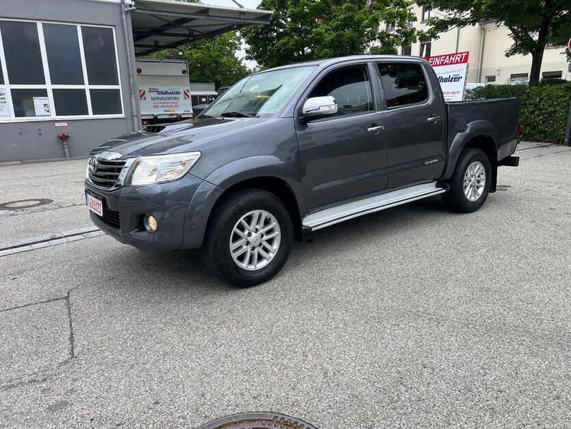 Toyota Hilux 180.000 km 14.700 € Hohenbrunn 85521